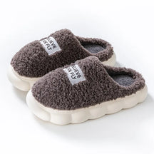 Pantufa Peludinha Unissex Antiderrapante